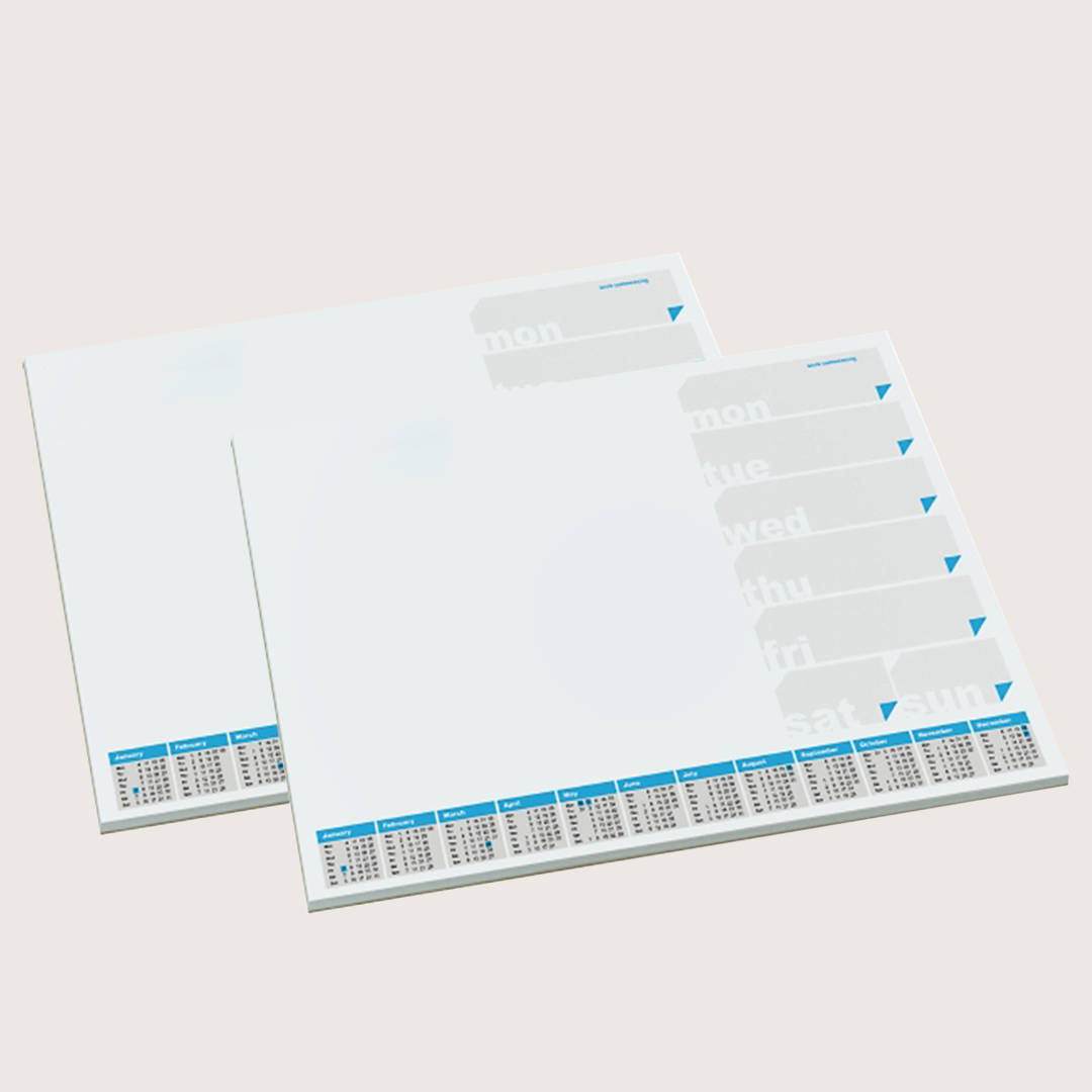 411807A3 desk pad03.png